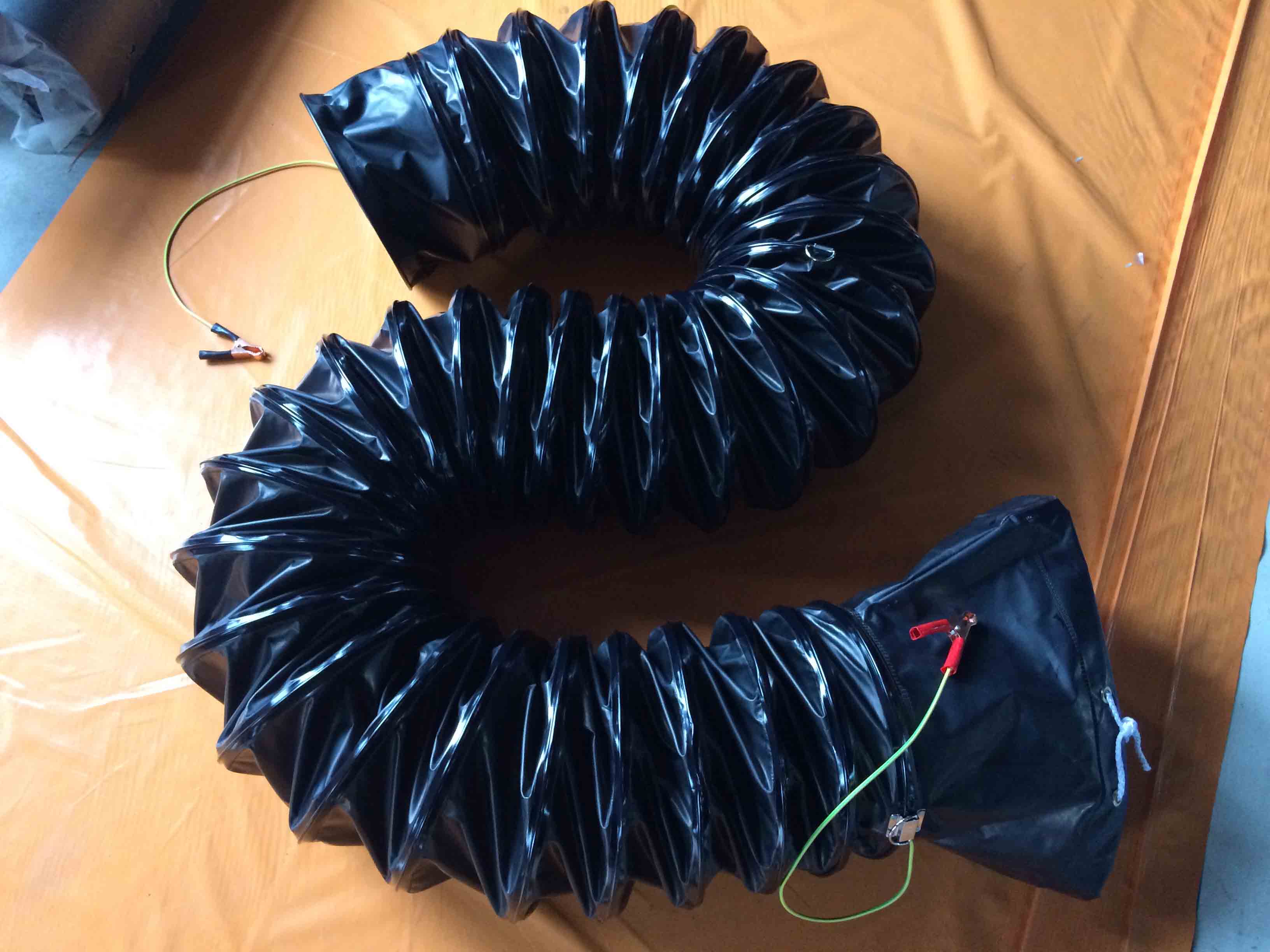 PVC導(dǎo)電黑風管、帶包風管